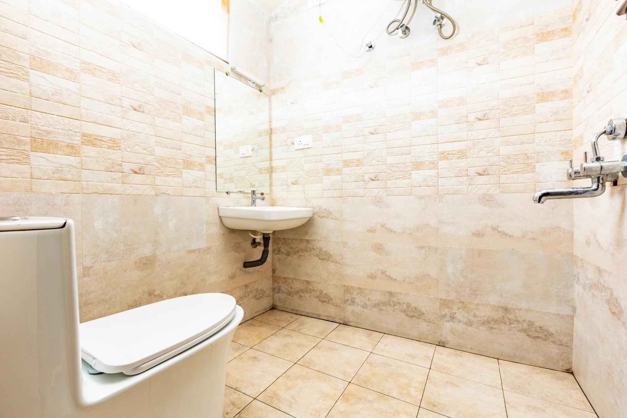 فندق Sv Residency أوتي المظهر الخارجي الصورة